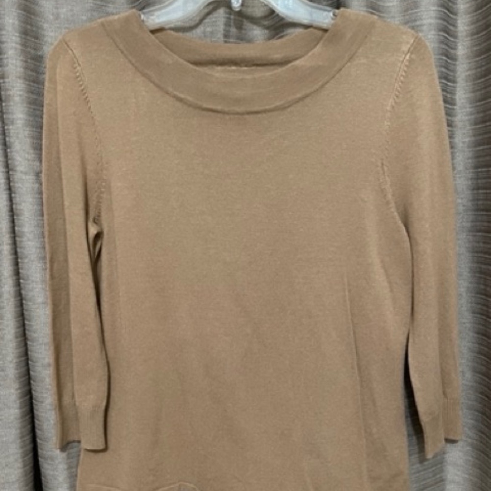Size Small Lightweight Beige Pullover Sweater with 3/4 length sleeve